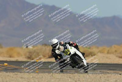 media/Mar-22-2025-CVMA (Sat) [[462c0ffedb]]/Race 13-Amateur Supersport Middleweight/